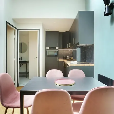 Center Of By Prestige * Paris